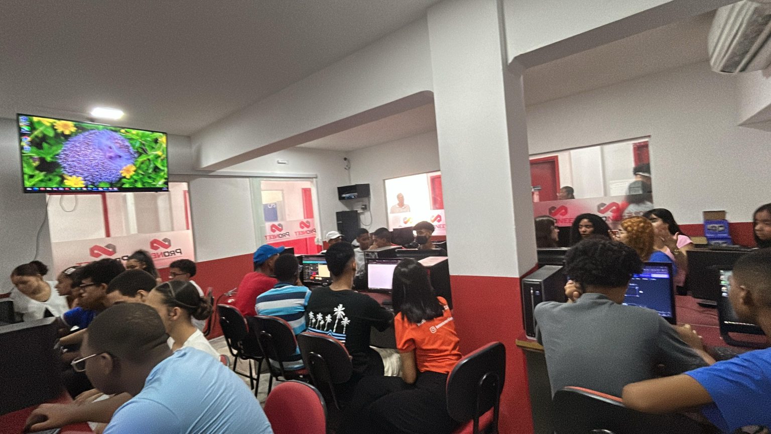PRONEET – Centro Profissionalizante
